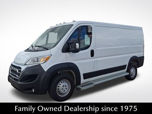 Used 2025 RAM ProMaster 2500 w/ U-Haul Equipment Group FWD image 3