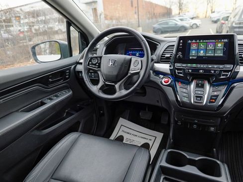 Used 2023 Honda Odyssey Touring image 43