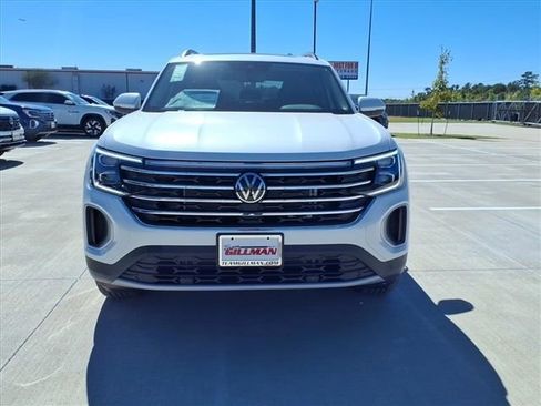 New 2026 Volkswagen Atlas SE FWD image 3