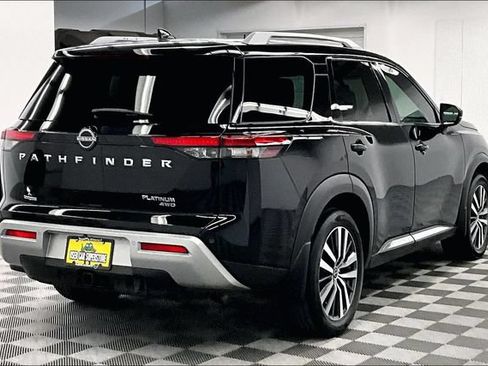 Used 2022 Nissan Pathfinder Platinum AWD/4WD image 13