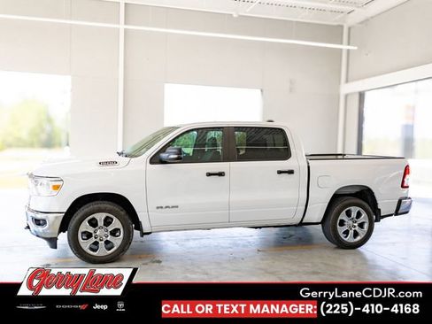 Used 2023 RAM 1500 Big Horn AWD/4WD image 3