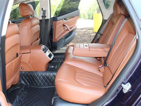 Used 2017 Maserati Quattroporte S GranLusso image 11