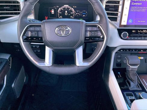 Used 2023 Toyota Sequoia Capstone image 8