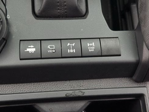 Used 2025 Toyota Tacoma TRD Pro AWD/4WD image 21
