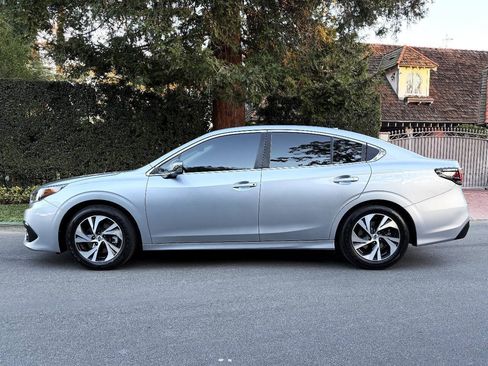 Used 2022 Subaru Legacy Premium AWD/4WD image 4