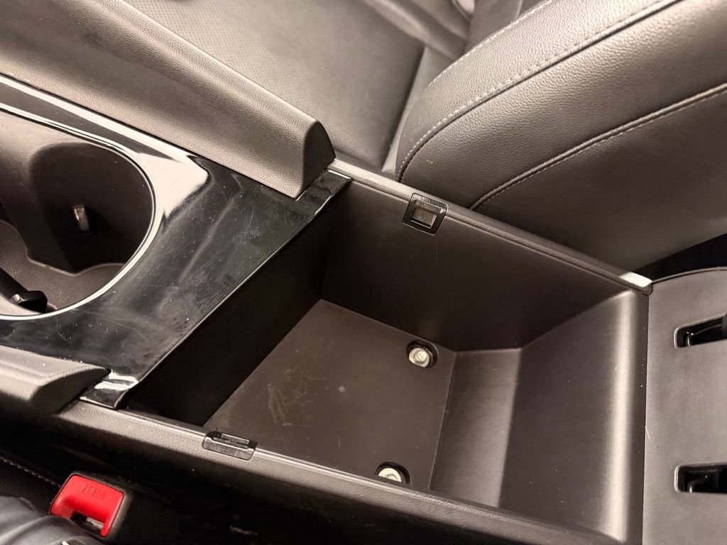 Used 2024 Hyundai Elantra Limited FWD image 39