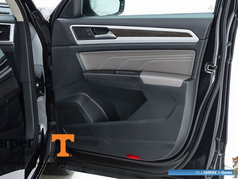 Used 2022 Volkswagen Atlas SE FWD image 32