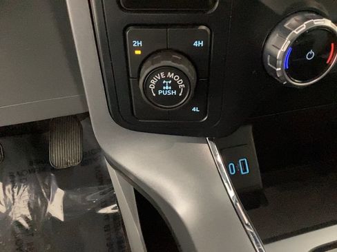 Used 2022 Ford F150 XLT w/ Equipment Group 302A High image 27