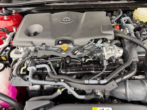 Used 2026 Toyota Camry SE FWD image 40