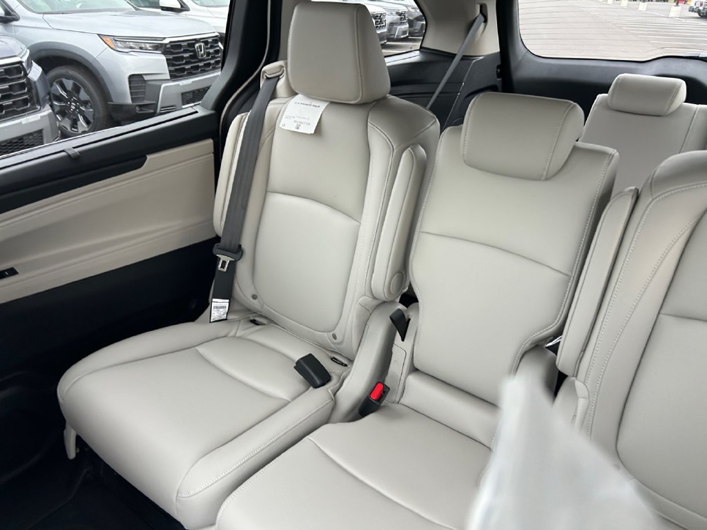 New 2027 Honda Odyssey EX-L image 16