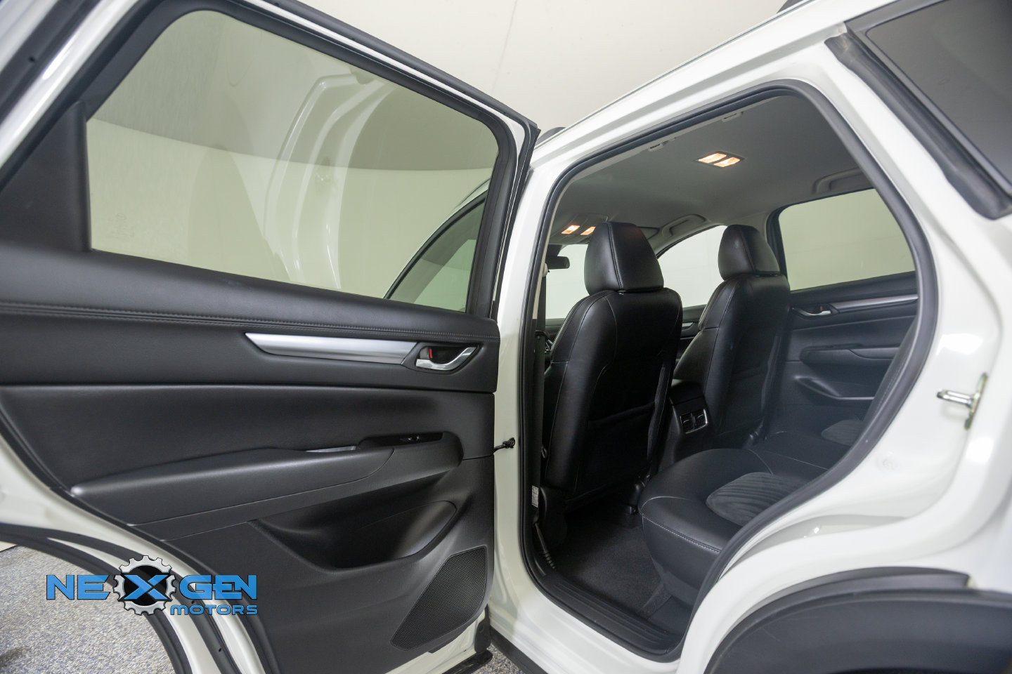 Used 2021 MAZDA CX-5 Touring AWD/4WD image 29