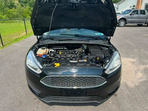 Used 2016 Ford Focus SE FWD image 11