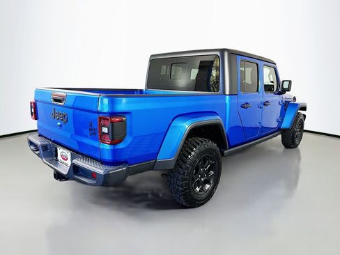 Used 2023 Jeep Gladiator Willys image 5