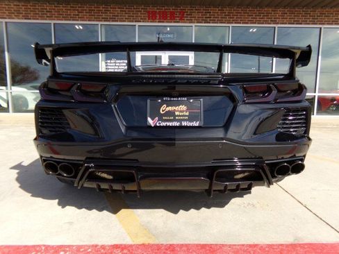 Used 2021 Chevrolet Corvette 3LT Z51 Coupe w/ Z51 Performance Package image 6