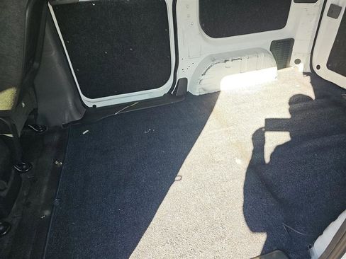 Used 2019 Nissan NV200 SV image 11