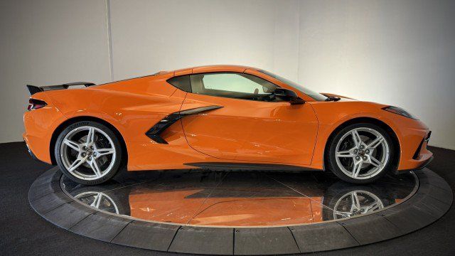 Used 2024 Chevrolet Corvette Stingray Premium Cpe w/ Z51 Performance Package RWD image 25