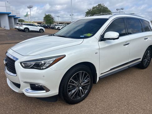 Used 2019 INFINITI QX60 Luxe w/ Sensory Package image 12