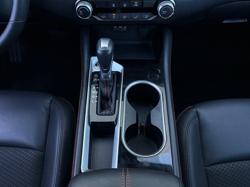 Used 2025 Nissan Altima 2.5 SR image 15