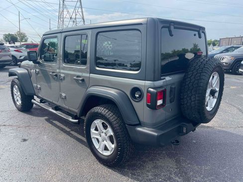 Used 2019 Jeep Wrangler Unlimited Sport S AWD/4WD image 5