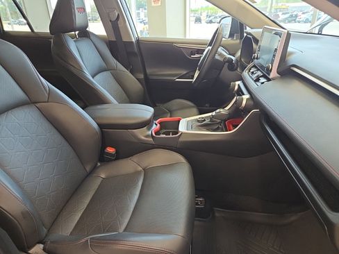 Certified 2022 Toyota RAV4 TRD Off-Road image 20