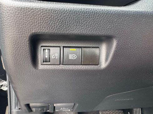 Certified 2024 Toyota RAV4 LE AWD/4WD image 22