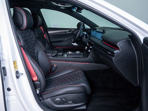 Used 2025 Genesis G80 3.5T Sport Prestige image 9