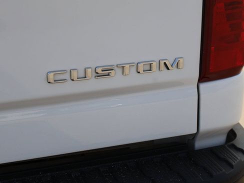 Used 2025 Chevrolet Silverado 2500 Custom w/ Custom Value Package AWD/4WD image 10