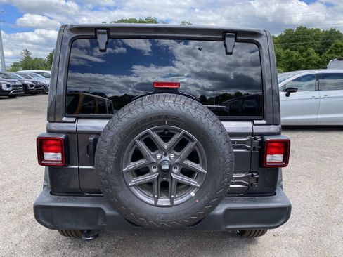 New 2026 Jeep Wrangler Unlimited Sport AWD/4WD image 4