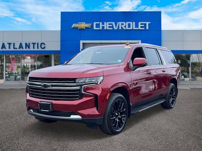 Certified 2022 Chevrolet Suburban LT w/ Luxury Package