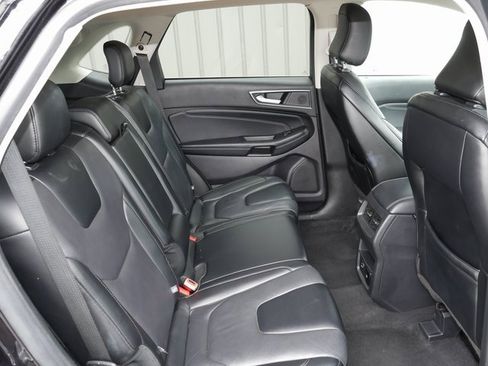 Used 2022 Ford Edge Titanium image 24