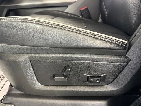 Certified 2025 RAM 3500 Laramie AWD/4WD image 29
