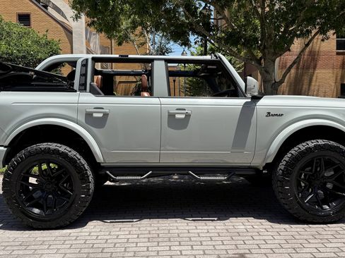 Used 2024 Ford Bronco Outer Banks AWD/4WD image 7