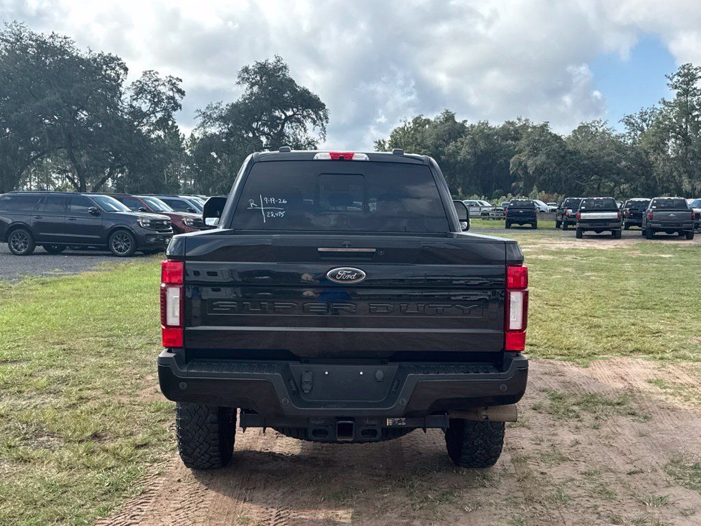 Used 2022 Ford F350 Lariat w/ Tremor Off-Road Package AWD/4WD image 5