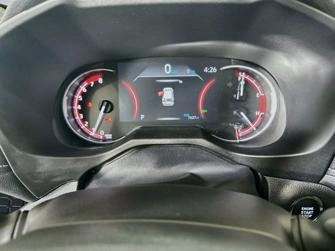 Used 2025 Toyota RAV4 XLE w/ Convenience Package FWD image 19