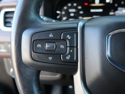 Used 2022 GMC Yukon Denali image 18