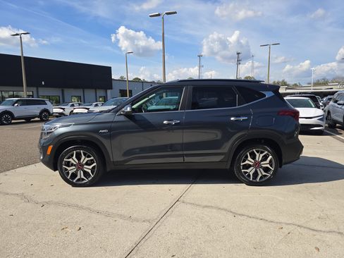 Certified 2023 Kia Seltos SX image 5