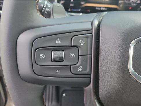 New 2026 GMC Sierra 1500 AT4 w/ AT4 Premium Package AWD/4WD image 23