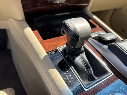 Used 2014 Lexus LS 460 L image 20