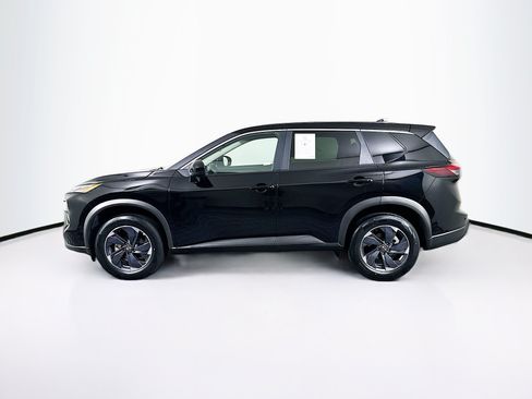 Used 2025 Nissan Rogue SV FWD image 4