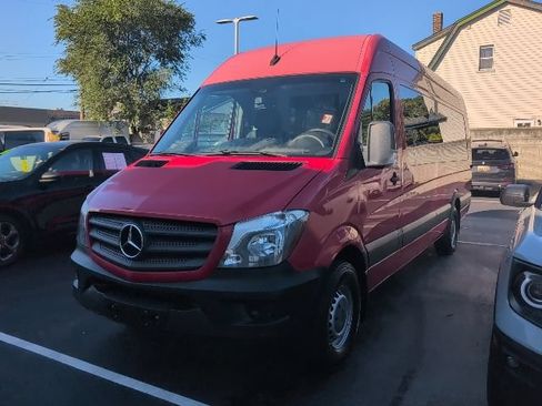 Used 2017 Mercedes-Benz Sprinter 2500 image 3