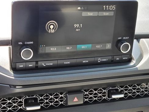 Certified 2023 Honda Accord EX image 16