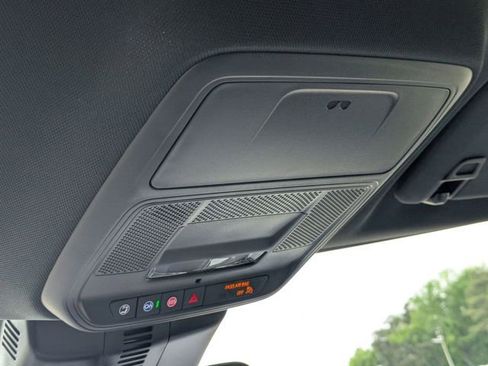 New 2026 Chevrolet Traverse LT FWD image 22
