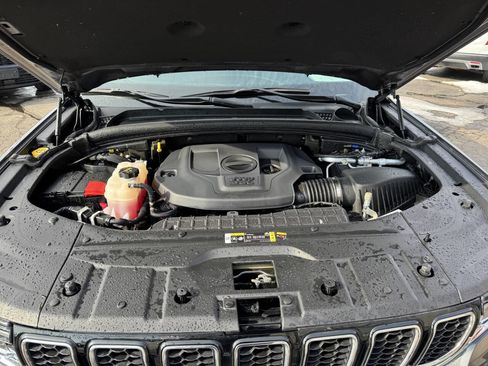 Used 2023 Jeep Grand Cherokee L Overland w/ MOPAR Finishing Package image 27