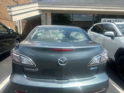 Used 2013 MAZDA MAZDA3 i Touring FWD image 4