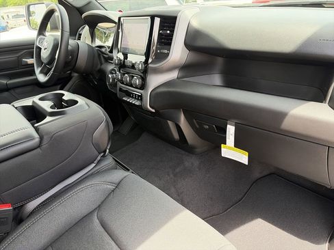 New 2026 RAM 1500 Express image 32