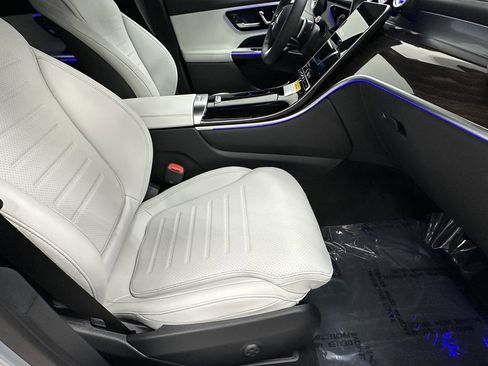 New 2026 Mercedes-Benz GLC 300 image 16