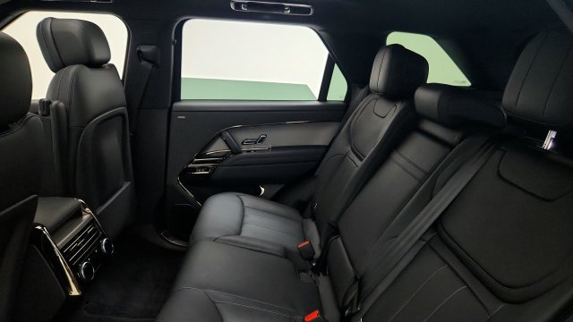 Used 2024 Land Rover Range Rover Sport SE AWD/4WD image 42