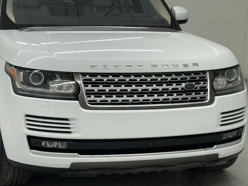 Used 2017 Land Rover Range Rover HSE image 10
