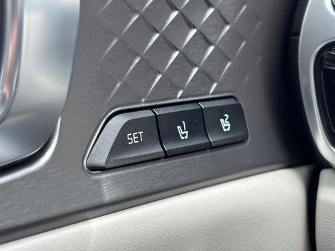 Certified 2023 Kia Sorento SX Prestige w/ Panoramic Sunroof Package image 30