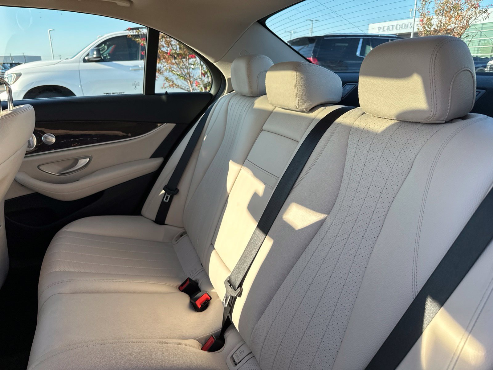 Used 2020 Mercedes-Benz E 350 Sedan image 13